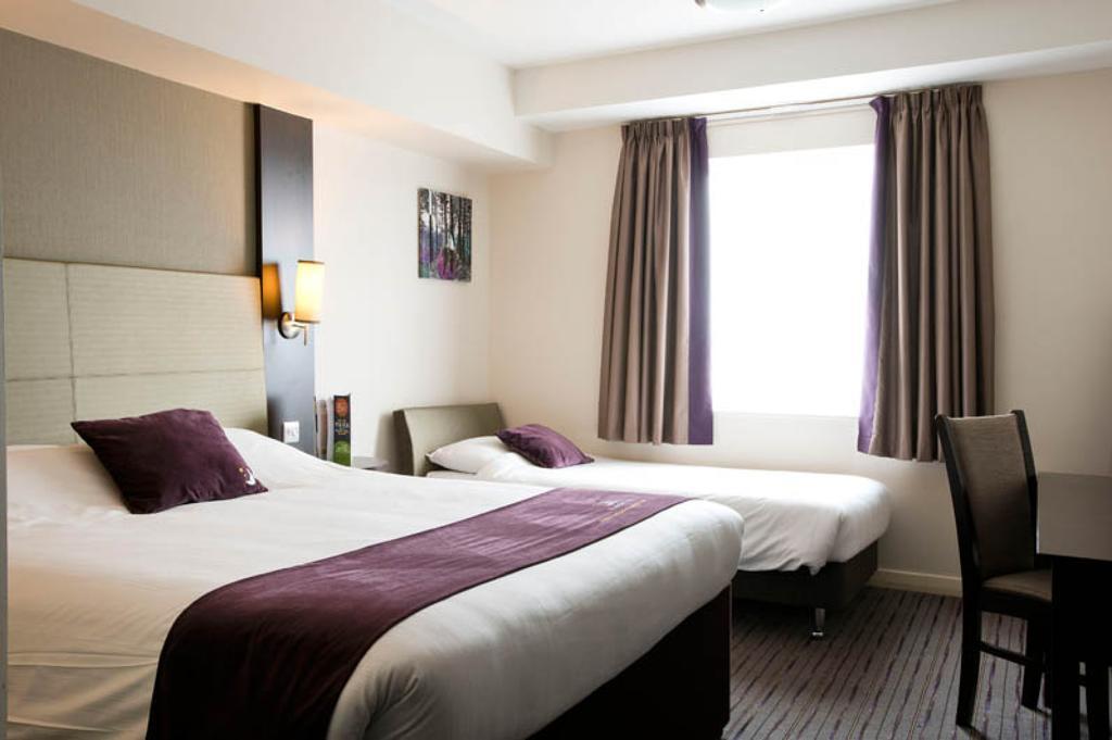 Premier Inn London Kew Bridge Zimmer foto